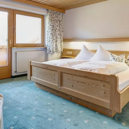 Pension Roman Pettneu am Arlberg Exterior photo