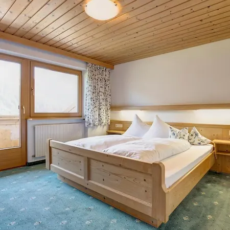 Pension Roman Pettneu am Arlberg Exterior photo