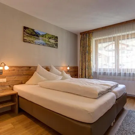 Pension Roman Pettneu am Arlberg Exterior photo