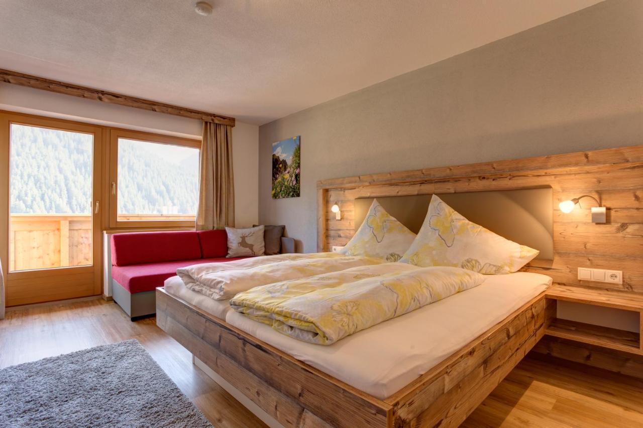 Apartment Roman *