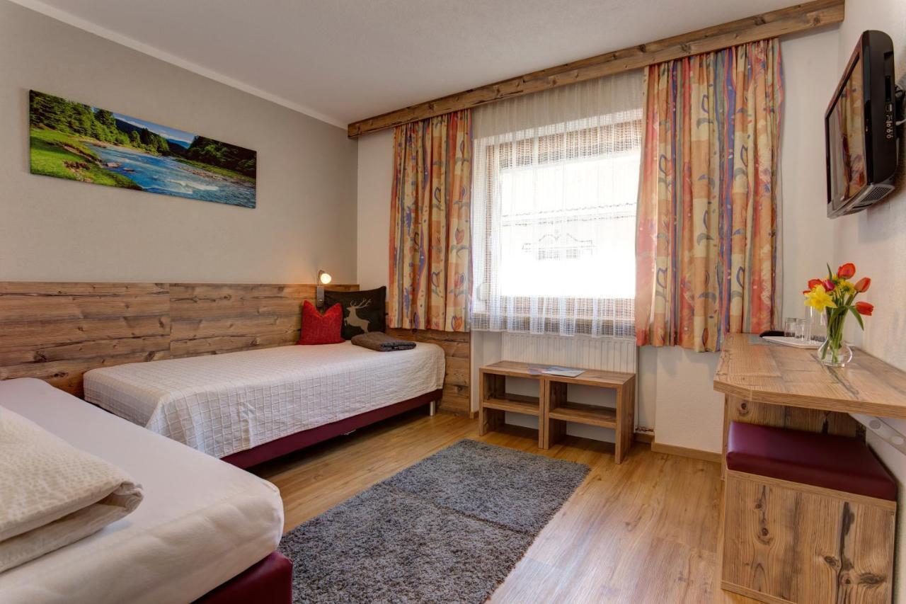 Apartment Roman